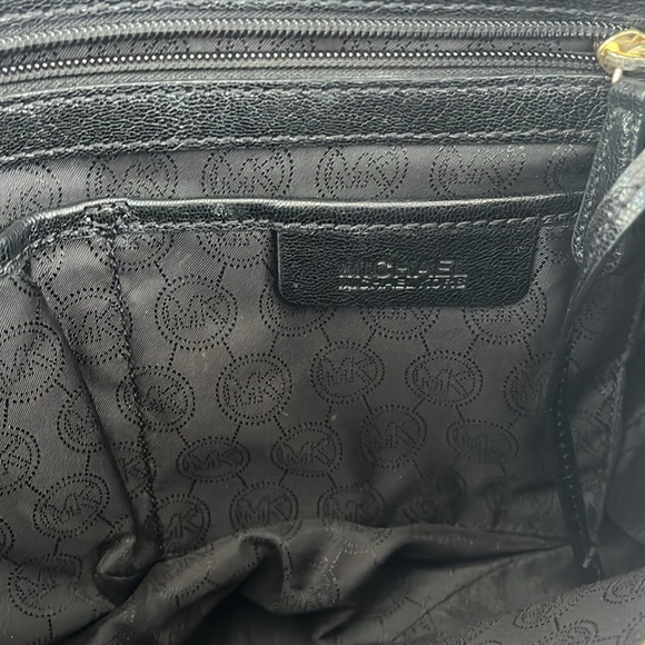 MICHAEL BY MICHAEL KORS black leather satchel - Picture 4 of 6